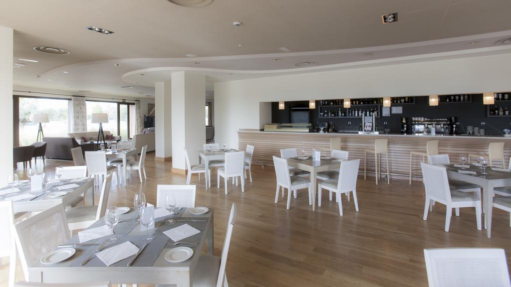 Vincci Valdecanas Golf El Gordo Kültér fotó